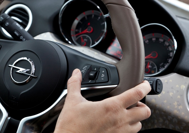 Opel Adam (2012-19) (11)
