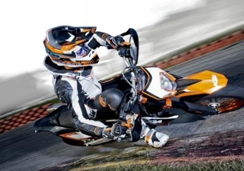 KTM 690 SMC R 2012 