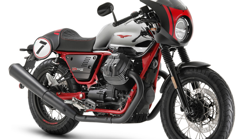 Moto Guzzi V7 III Racer 10&deg; Anniversary e Stone S a EICMA 2019