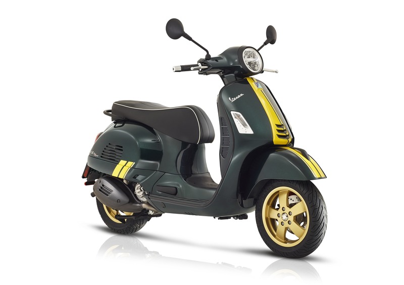 Vespa GTS 300 GTS 300 Super Racing Sixties Hpe (2021 - 22) (4)