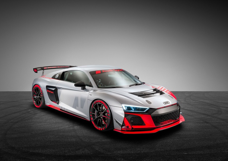 Audi R8 LMS GT4 e R8 V10 RWD, i restyling 