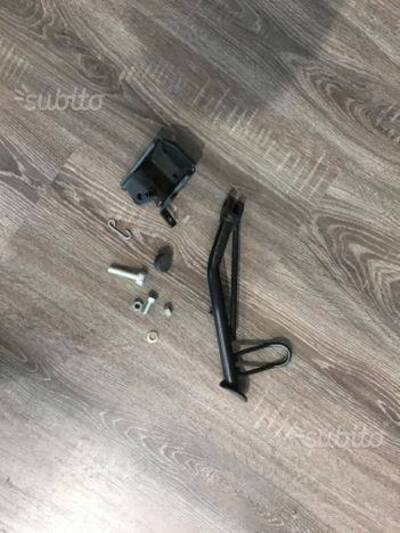 Peugeot Elyseo 125 cav. latera