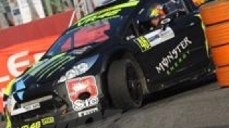 Rally di Monza: Valentino nulla pu&ograve; contro Loeb