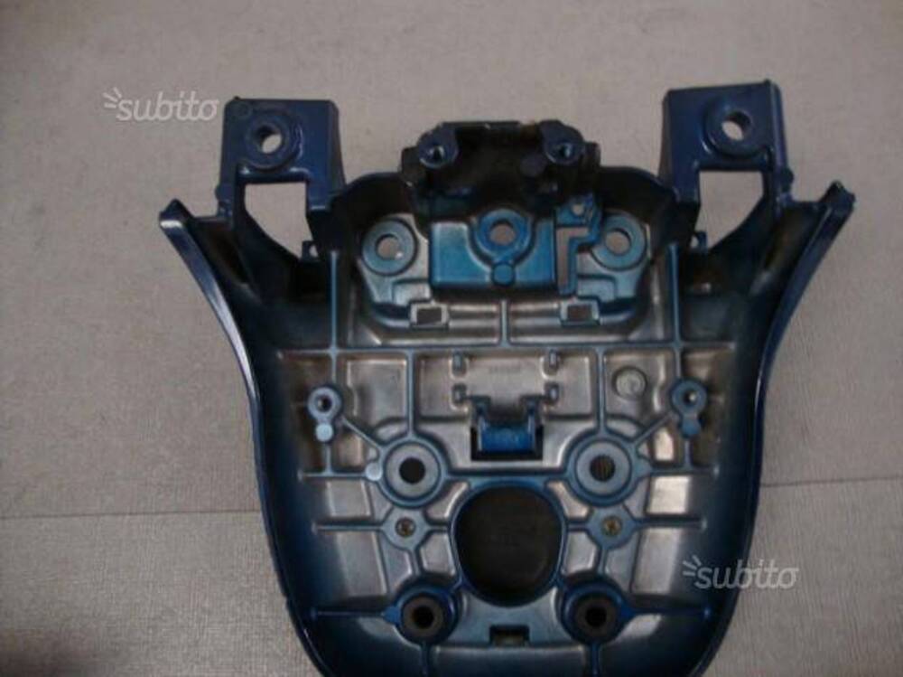 Supporto schienale per suzuki burgman 400 2003 (2)