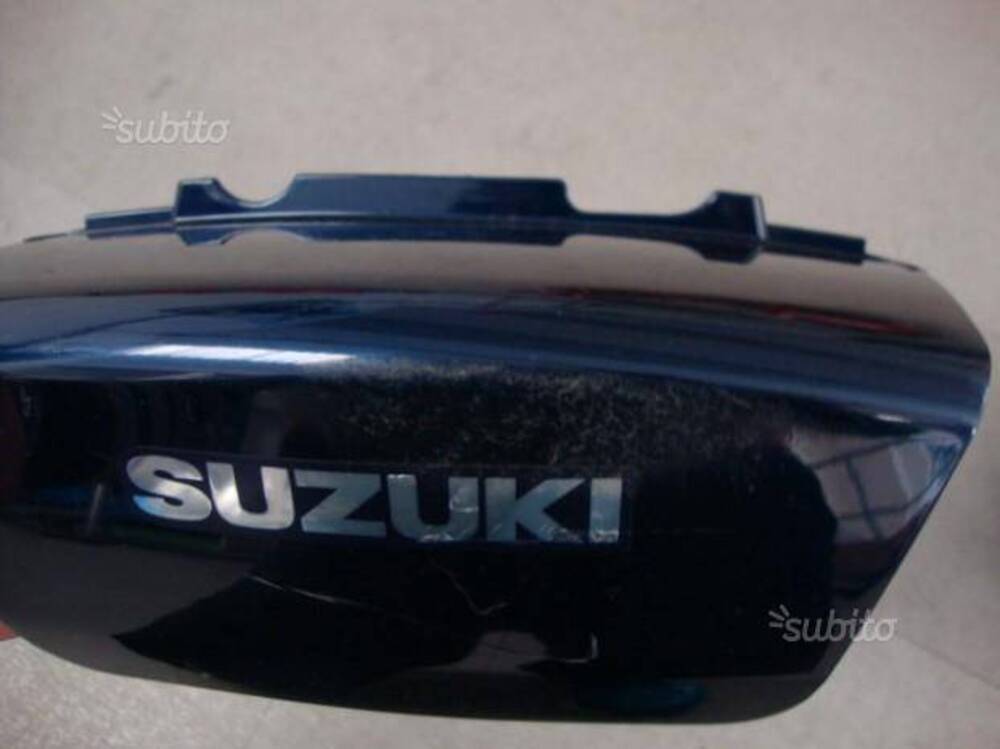 Coperchio centrale suzuki burgman 400 '03 (2)