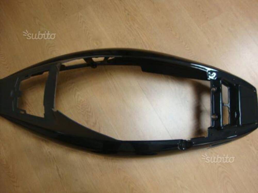Carena posteriore Malaguti Phantom 100 (4)