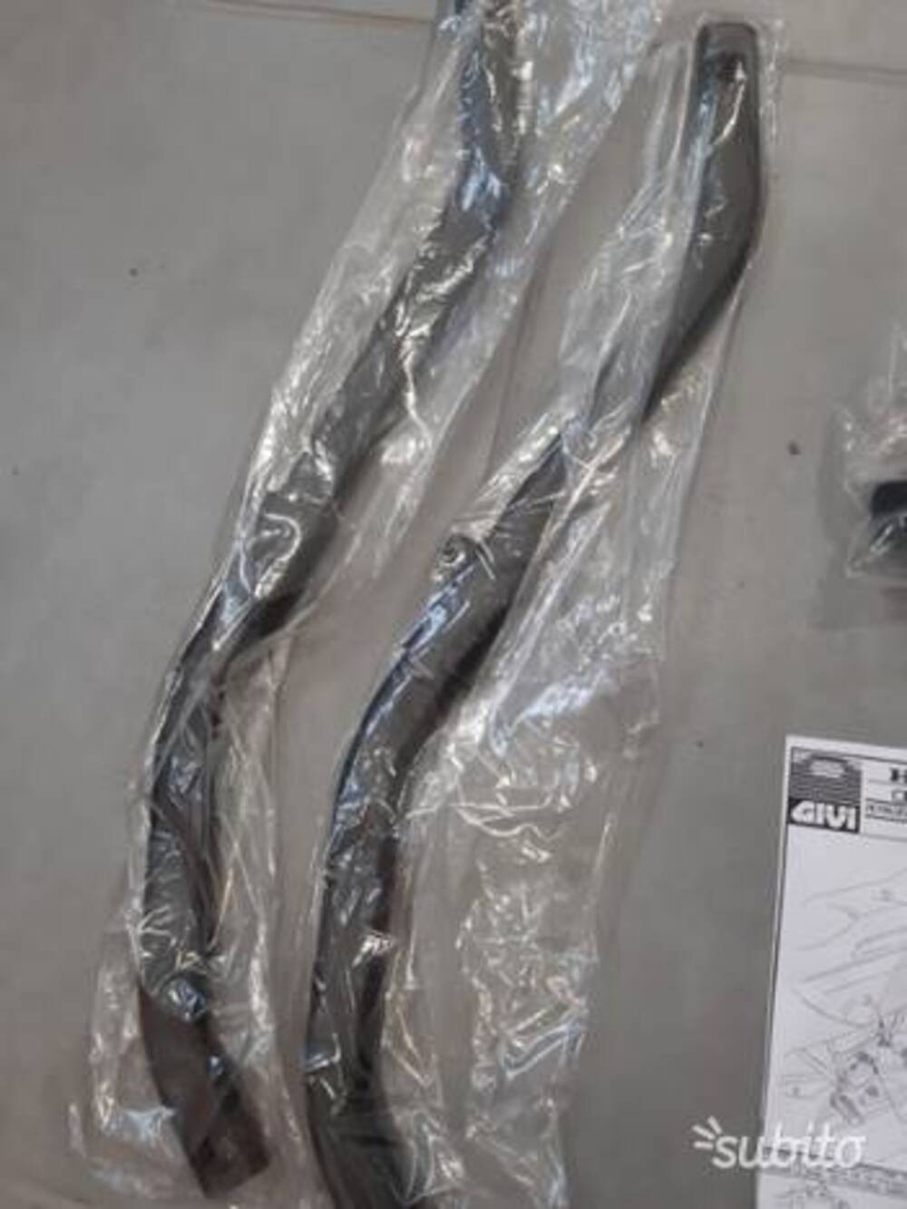 Lat. Monorack Givi per Honda Cbr 1000 F (3)