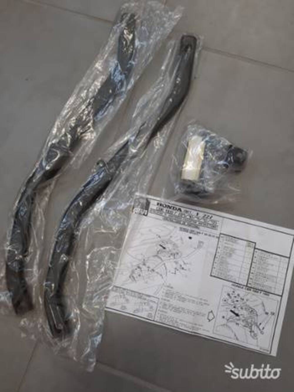 Lat. Monorack Givi per Honda Cbr 1000 F (4)