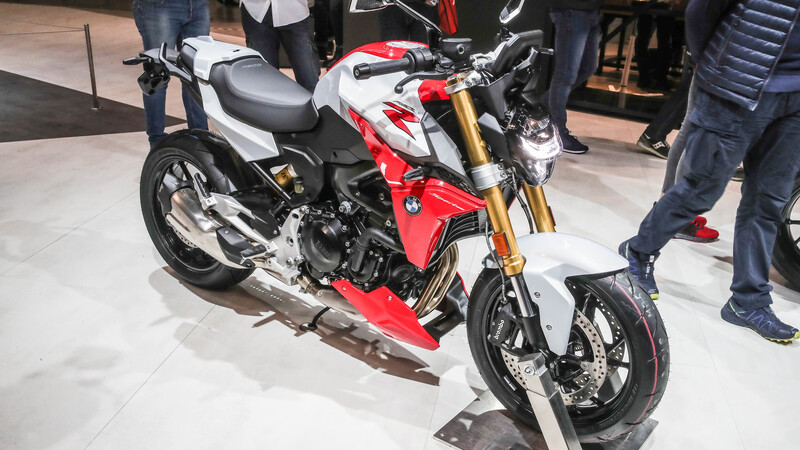  Nuova BMW F 900 R a EICMA 2019: foto, dati e prezzi