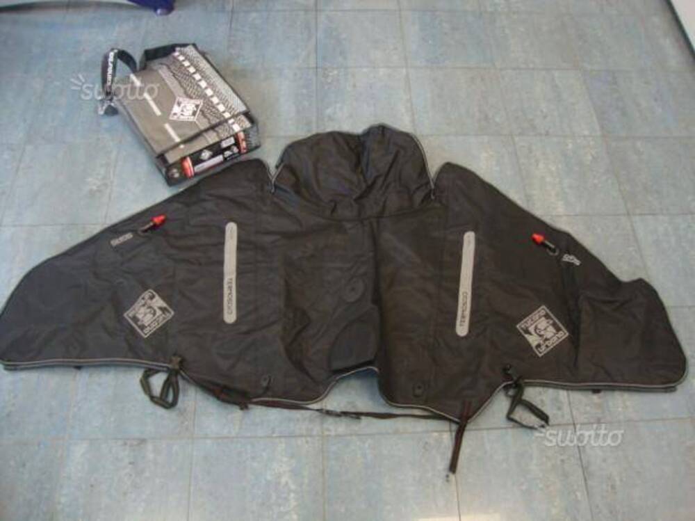 Coprigambe/termoscudo Tucano Urbano (2)