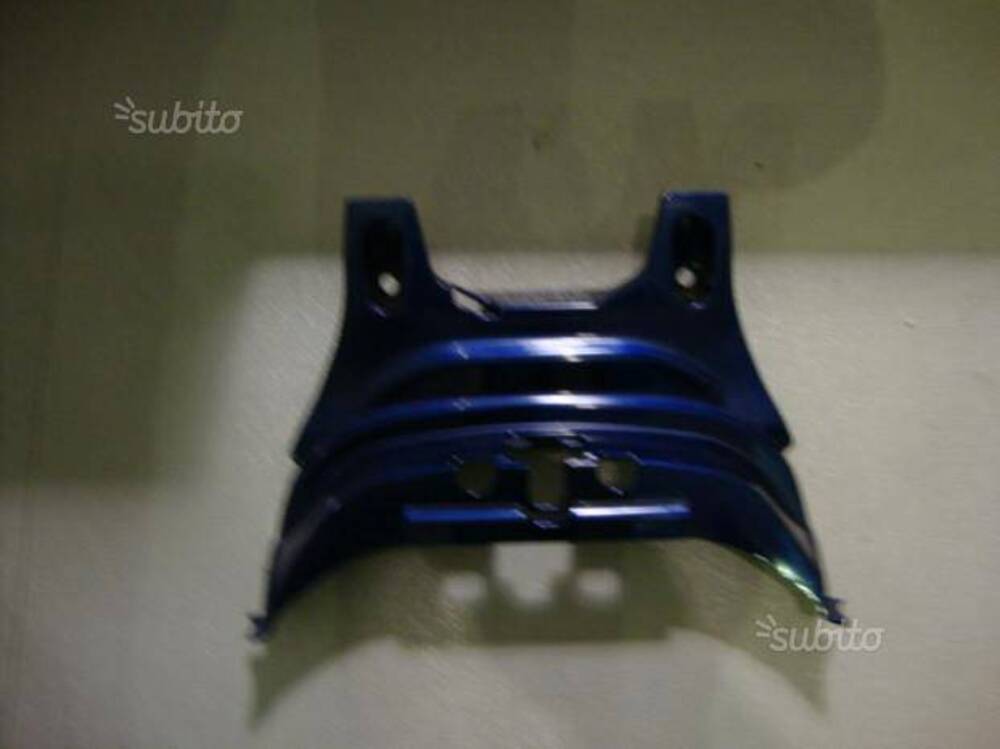 Coperchio schienale suzuki burgman 400 2003 (2)