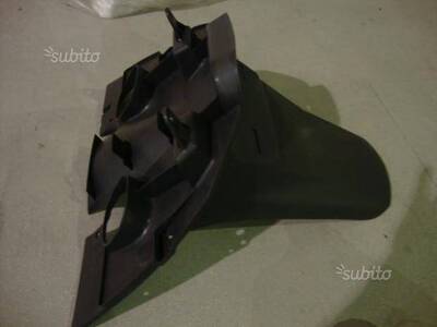 Parafango post. suzuki burgman 125/150 02/06