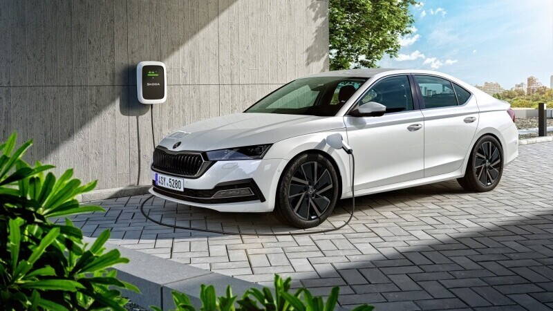 Nuova Skoda Octavia: Pi&ugrave; spazio, connessione ed emozione [video]