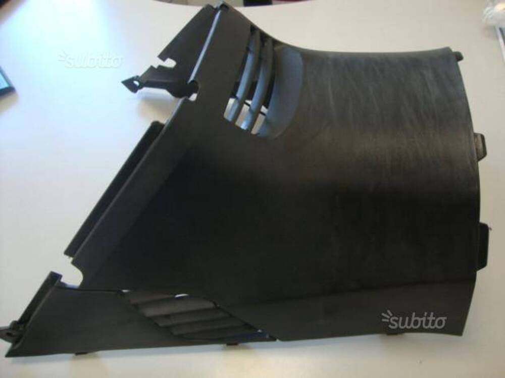 Coperchio grigio Burgman 400 e 250 Suzuki (3)