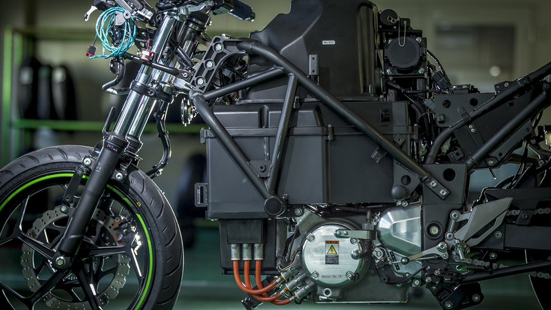 Kawasaki annuncia l&#039;arrivo di una Ninja elettrica