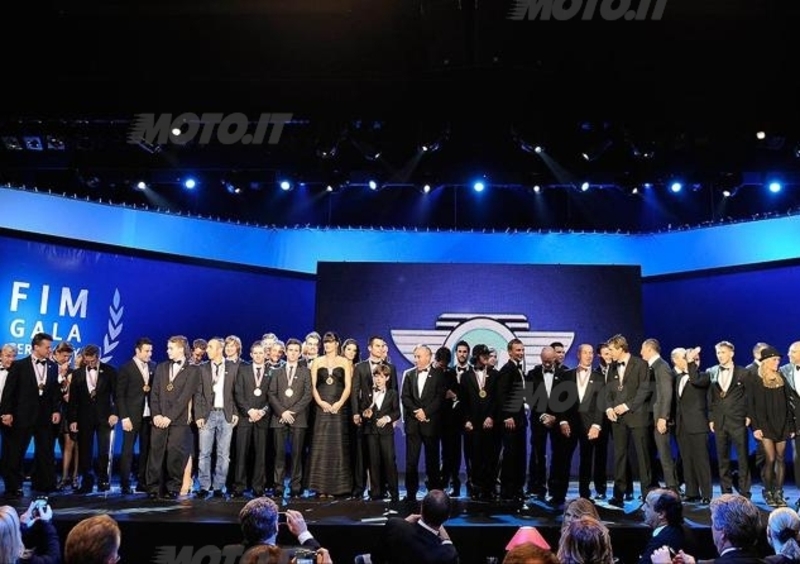 Gala 2011 FIM, premiati i migliori motociclisti del mondo