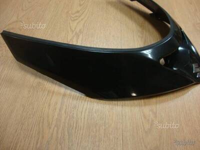 Scudo anteriore superiore Burgman 250-400 Suzuki