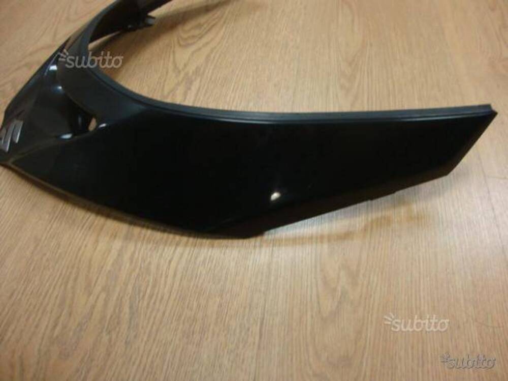 Scudo anteriore superiore Burgman 250-400 Suzuki (4)