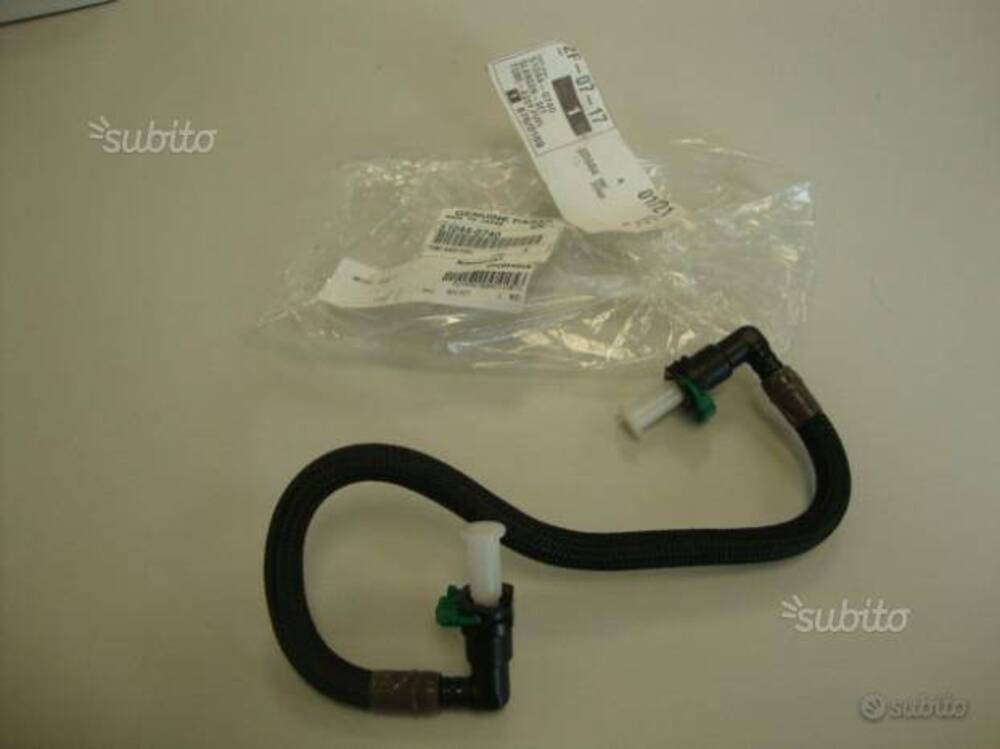 Tubo Carburante Kawasaki Z800 (2)