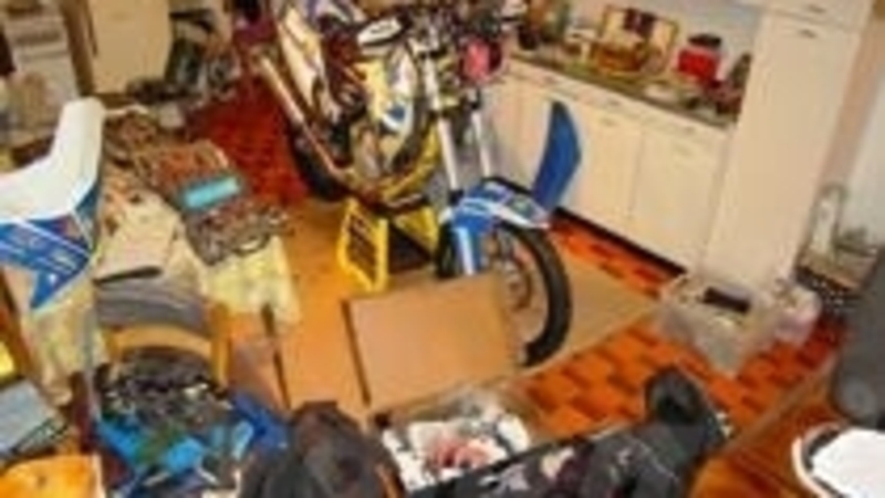 Dakar 2012, moto e ricambi a destinazione!