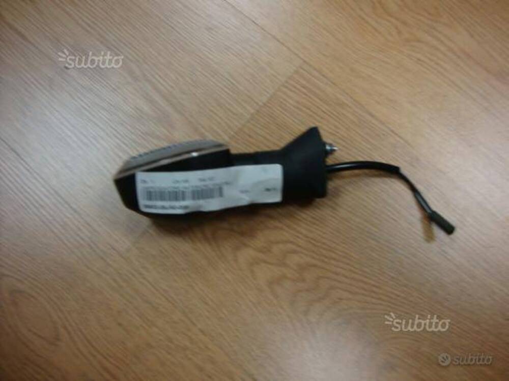 Freccia anteriore sx per suzuki v-strom 1000 14\16 (2)