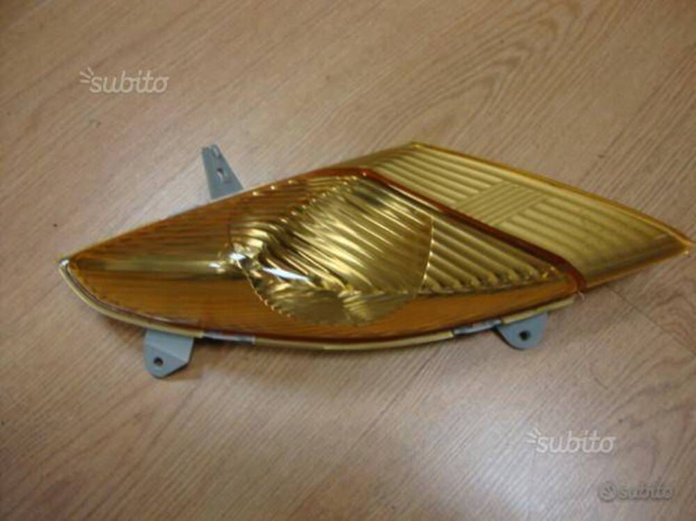 Freccia ant dx per suzuki burgman 400 2003\04