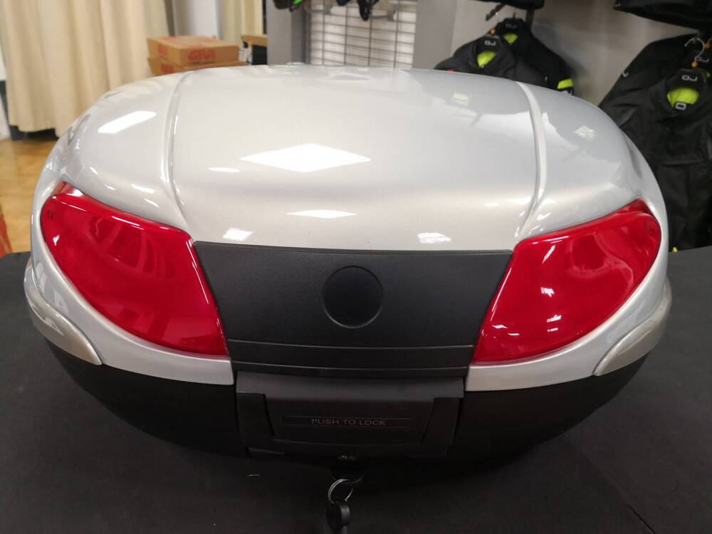 Bauletto MBK Originale 48Lt (vari colori) Nonfango (3)