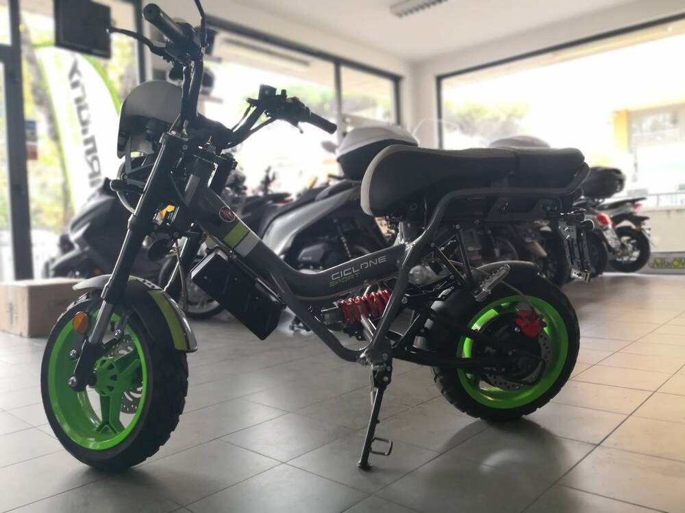 Garelli Ciclone Elettrico Metal (2020 - 25) (2)