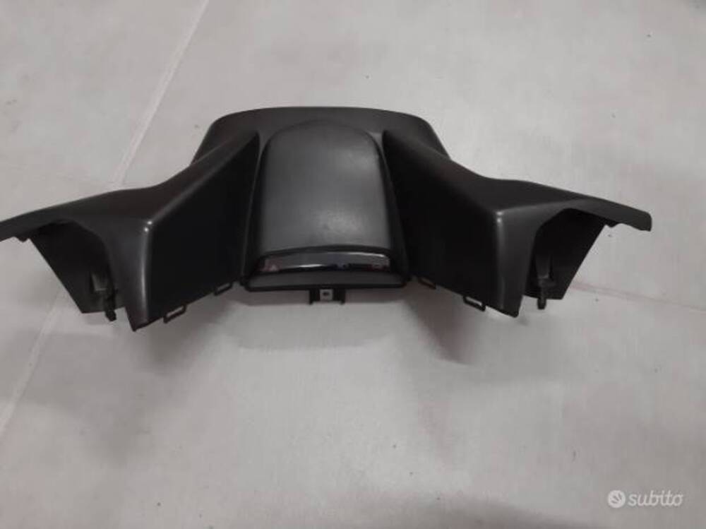 Carena manubrio Ant.+post. Nexus 500 Gilera (5)