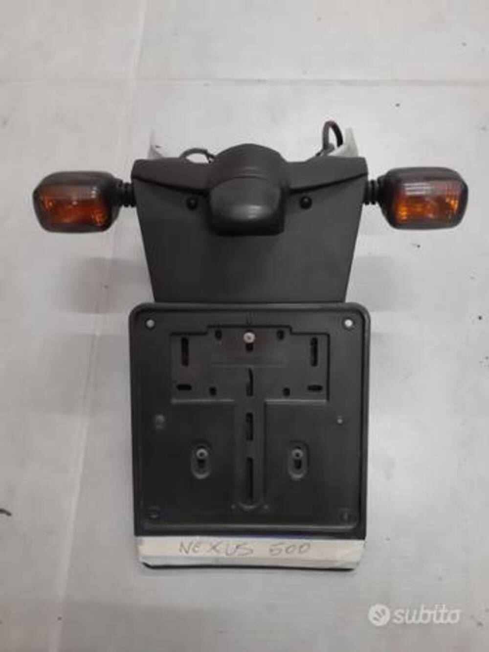 Porta targa Gilera Nexus 500 (2)