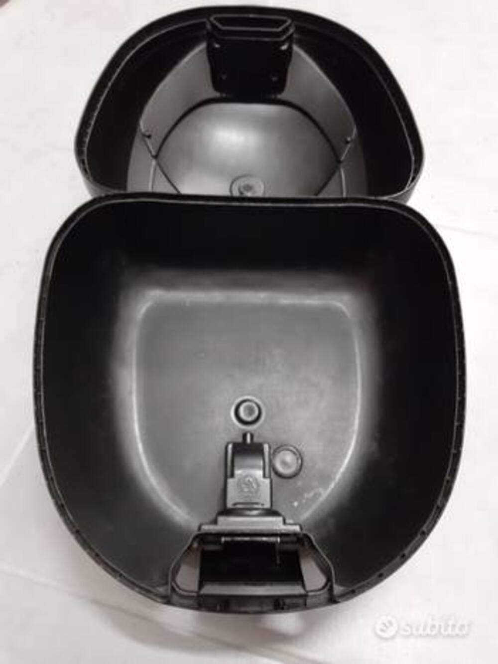 Bauletto Givi Gilera Nexus 500 E300N Monolock nero (2)