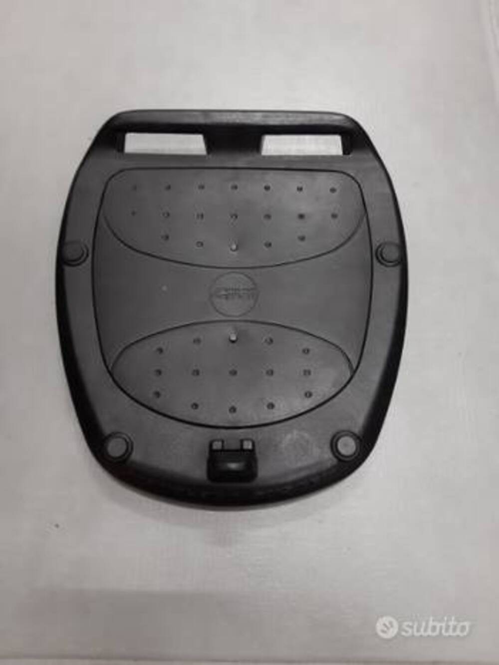 Bauletto Givi Gilera Nexus 500 E300N Monolock nero (6)