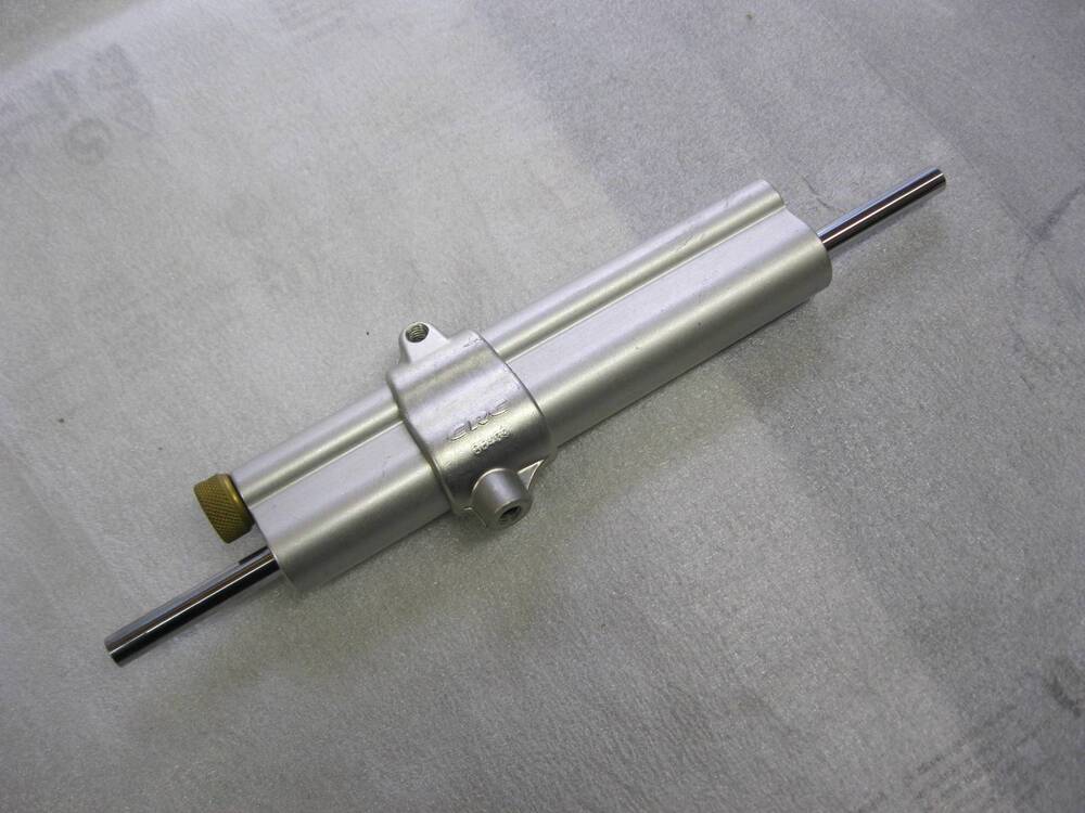 MV Agusta F4 ammortizzatore di sterzo Ohlins Öhlins (4)