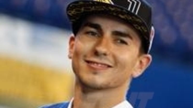 Jorge Lorenzo prova il Buddh International Circuit di Nuova Delhi