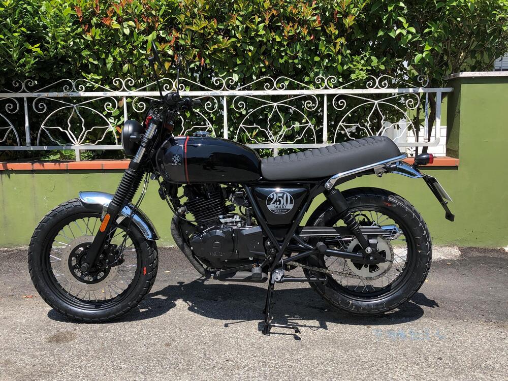 Brixton Motorcycles Cromwell 250 (2021 - 25) (6)