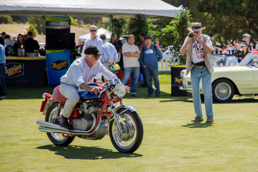 Poche selezionate motociclette presenziano al Concorso Italiano