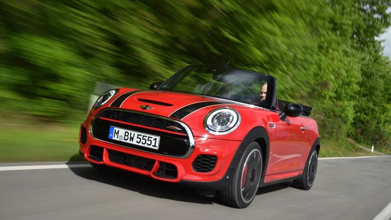 Nuova Mini John Cooper Works Cabrio: 231 CV da godersi all&#039;aperto