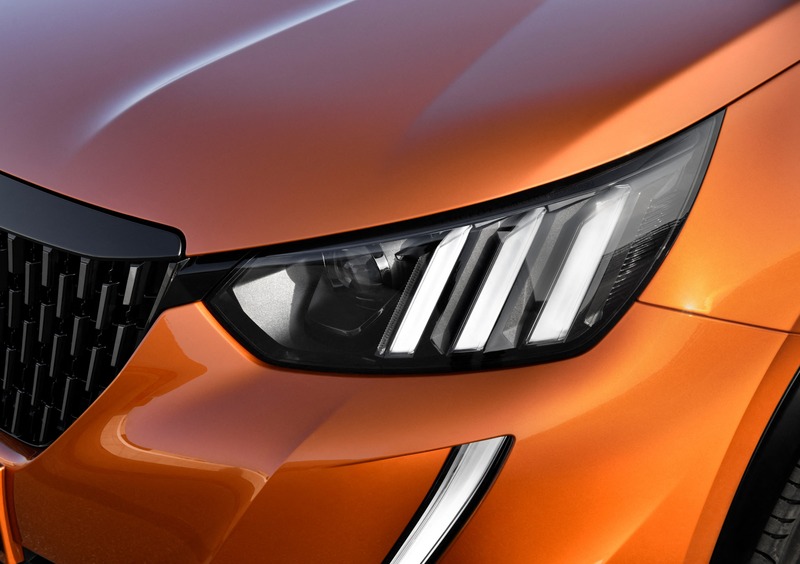 Peugeot 2008 (2019-->>) (35)