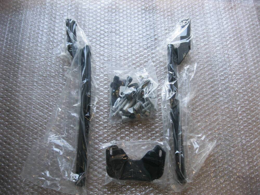 Givi SR 54 supporto bauletto Piaggio X9 250 (3)