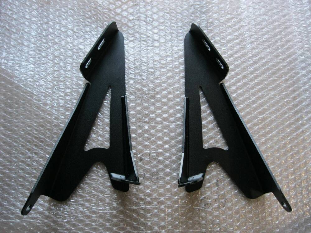 Givi SR111M supporto bauletto Suzuki Burgman 250 (2)