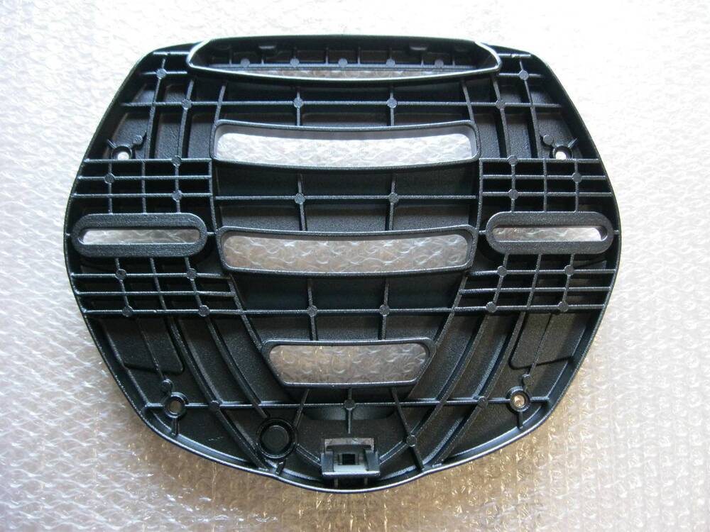 Givi SR111M supporto bauletto Suzuki Burgman 250 (4)