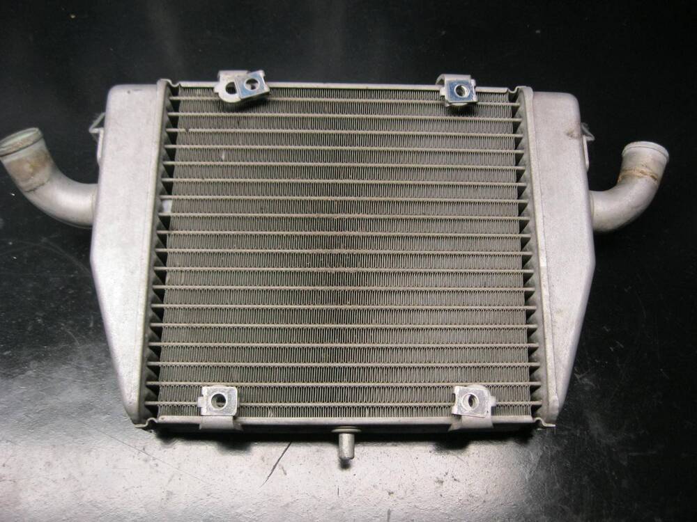 MV Agusta F4 radiatore acqua