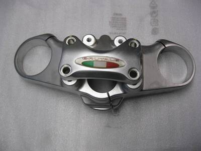 MV Agusta Brutale testa di sterzo