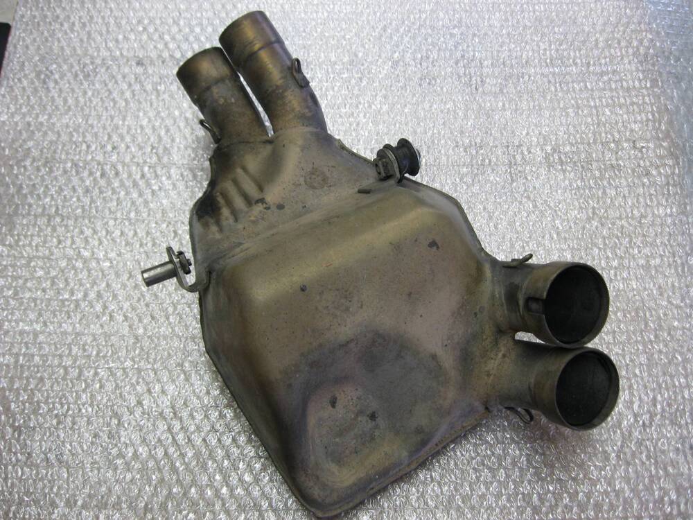 MV Agusta Brutale 750 / 910 catalizzatore (3)