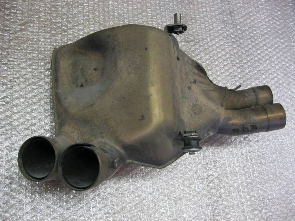 MV Agusta Brutale 750 / 910 catalizzatore (4)