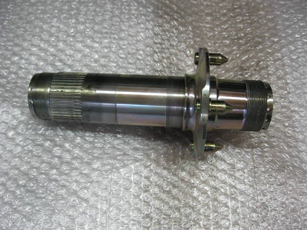 MV Agusta perno ruota posteriore (2)