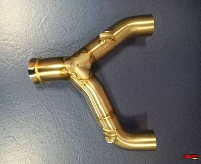 COLLETTORE AKRAPOVIC