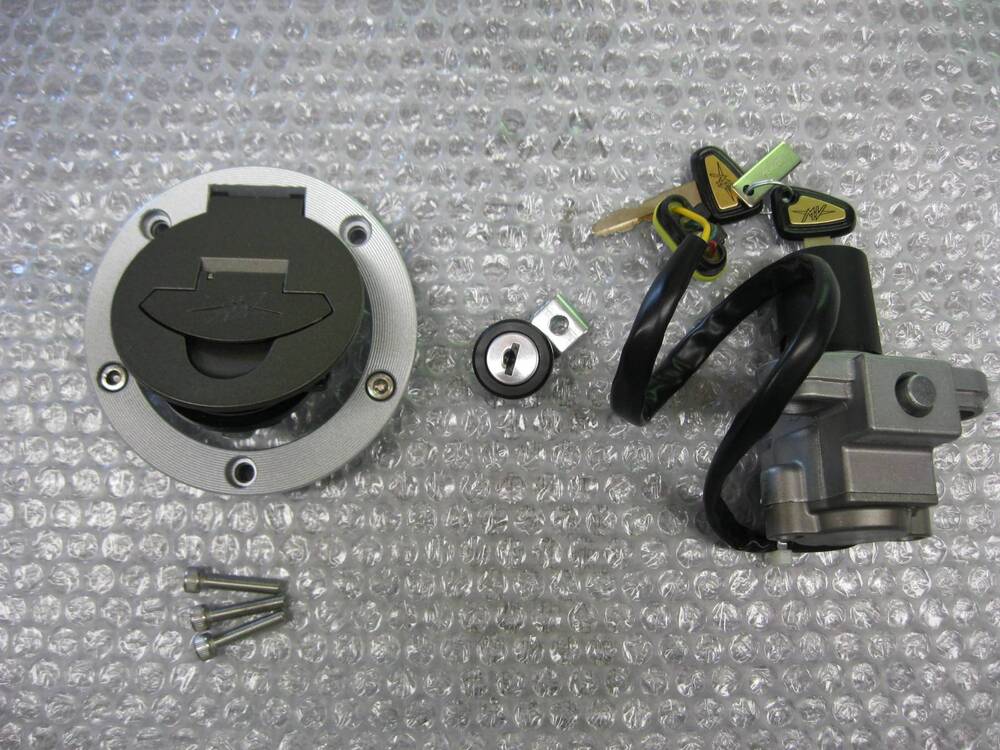 MV Agusta B4 - F4 kit blocchetto e serrature (5)