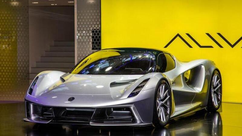 Lotus Evija, ecco in azione l&#039;hypercar elettrica pi&ugrave; potente al mondo [video]