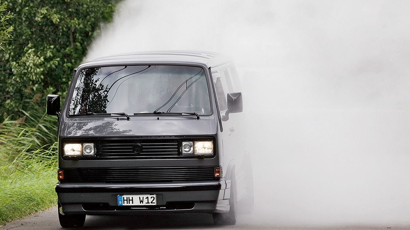 Volkswagen T3: il tuning con il W12 Audi da 470 CV